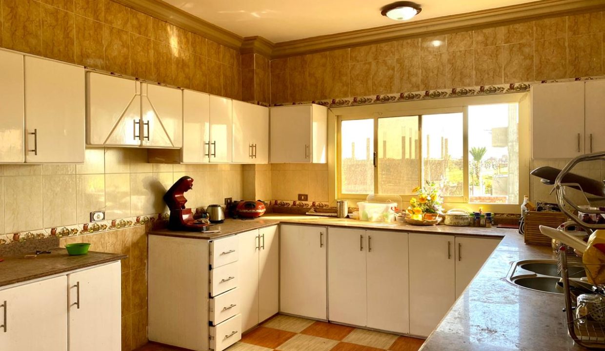 Experience Luxurious Tranquility at Twilight Palace: A Modern European-Style Villa