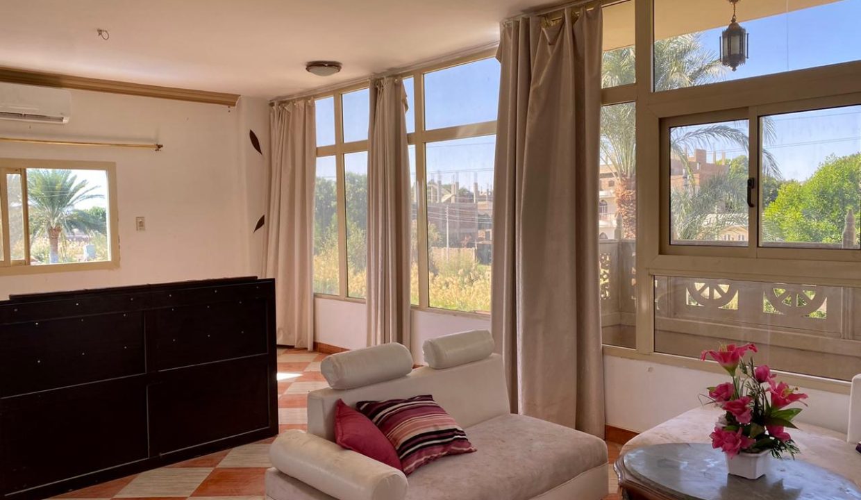 Experience Luxurious Tranquility at Twilight Palace: A Modern European-Style Villa